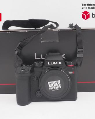 Panasonic S5 II