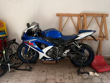 Gsxr 600 k8