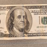 banconota 100 dollari