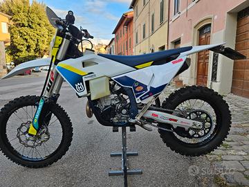 HUSQVARNA FE 450 2025 