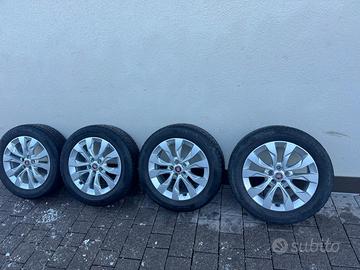 Cerchi in lega fiat gommati