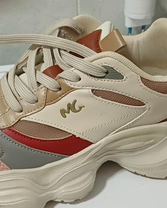 scarpe sportive 