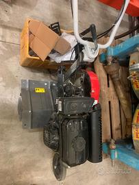 Fresa  con accessori.