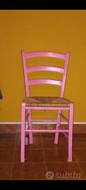 sedia colorata rosa