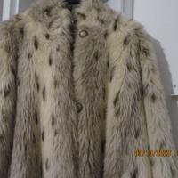 Pelliccia sintetica.