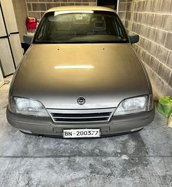 Opel omega anno 1988