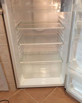 frigorifero + pensile da cucina 
