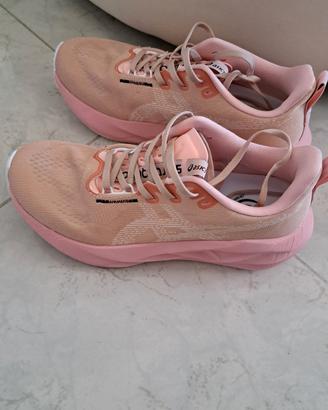 Asics Novablast 5 donna 40