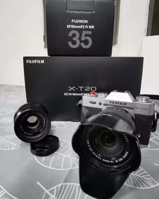 Fujifilm X T-20 + xc 16-50mm + xf 35mm 