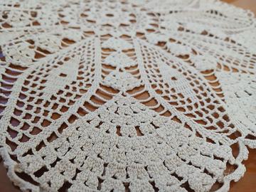 tovaglia fata a mano 48cm 