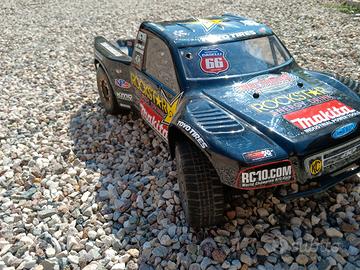 team associated sc8e trophy truck 1/8 