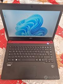 Portatile Fujitsu intel I7  13,3"  8gb ram 512 ssd