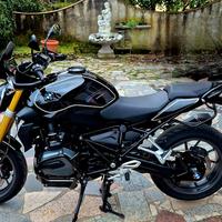 Bmw r1200r  Black Edition
