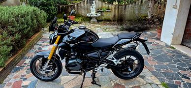 Bmw r1200r  Black Edition