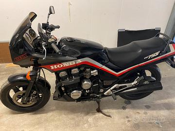 Honda cbx 750 f del 1984