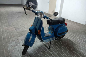 Piaggio Vespa px200e 1985. FMI Px 200 e