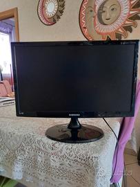 Televisione Samsung 24" Full Hd