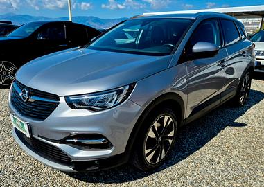 Opel Grandland X 1.5 diesel 130 cv