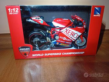 Ducati 999 F05 SBK - 1/12 NewRay 