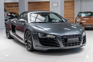 Audi R8 SPYDER 5.2 V10