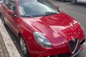 Alfa Romeo Giulietta Rossa