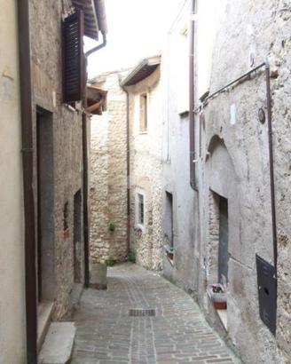 4 LOCALI A TOFFIA