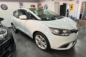 Renault Scenic Scénic dCi 8V 110 CV EDC Energy Bos