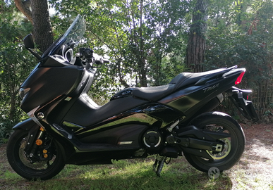 TMAX 530 SX anno 2018