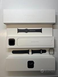Apple watch serie 5 space grey 40mm LTE UMTS