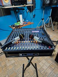 mixer YAMAHA per casse 