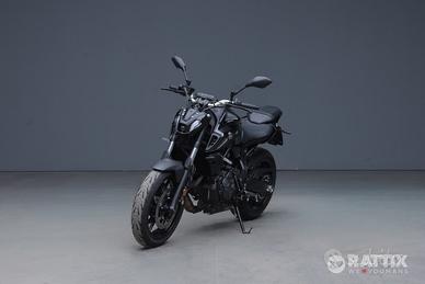 YAMAHA MT-07 690