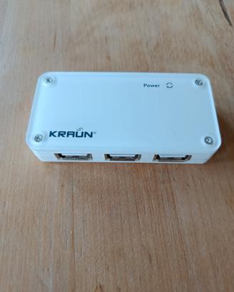 Hub Ethernet KRAUN a 4 porte.