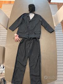 Vestito halloween gomez addams con mano