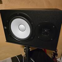 Monitor studio yamaha Hs8