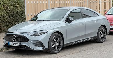 DISPONIAMO DI RICAMBI AUTO mercedes cla w174 w178 