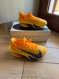 Nike Alphafly Next% 3 Tg 39 / US 8 - Pari al Nuovo