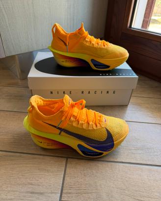 Nike Alphafly Next% 3 Tg 39 / US 8 - Pari al Nuovo