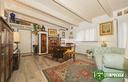elegante-bilocale-con-doppio-balcone-