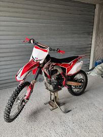 CRF 250