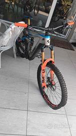 Bicicletta Elett. Cube Stereo Hybrid 160 HPC 18"/M
