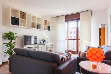 Stanza a San Donato vicinanze capolinea M3