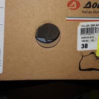 Scarponi da trekking montagna