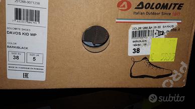 Scarponi da trekking montagna