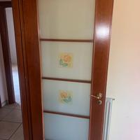 Porte di legno con specchio