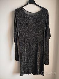 Top nero con lame' argento 