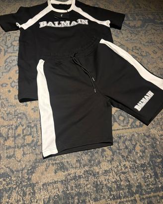 Completo Balmain corto