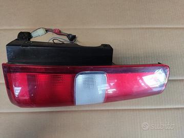 Fanale post dx sup SUZUKI JIMNY del 2005