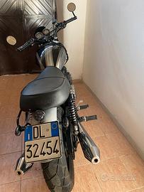 Triumph Bonneville SE