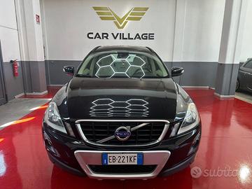 Volvo XC 60 XC60 D5 AWD Geartronic Momentum