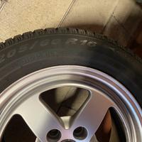 Gomme invernali 205 55 R16 + cerchi